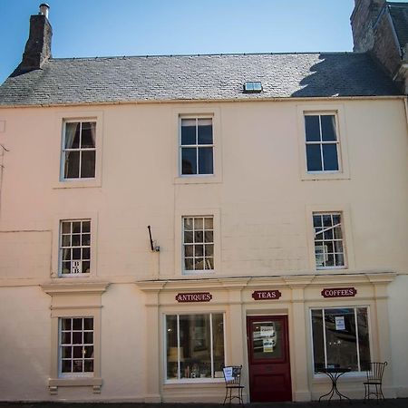Lady Penelope'S B&B Duns Экстерьер фото