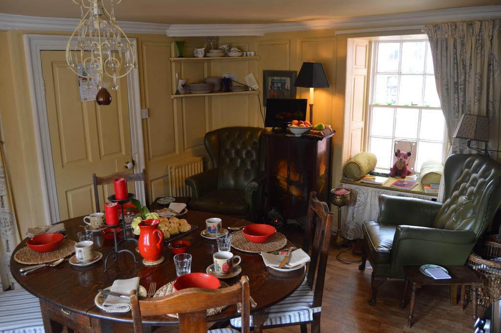 Lady Penelope'S B&B Duns Экстерьер фото